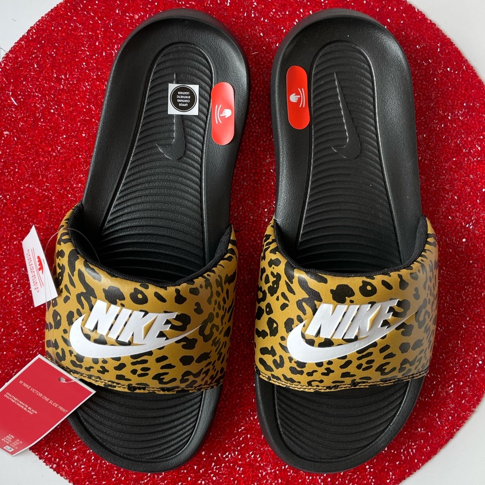 Women’s NIKE Cheetah Print Sandals